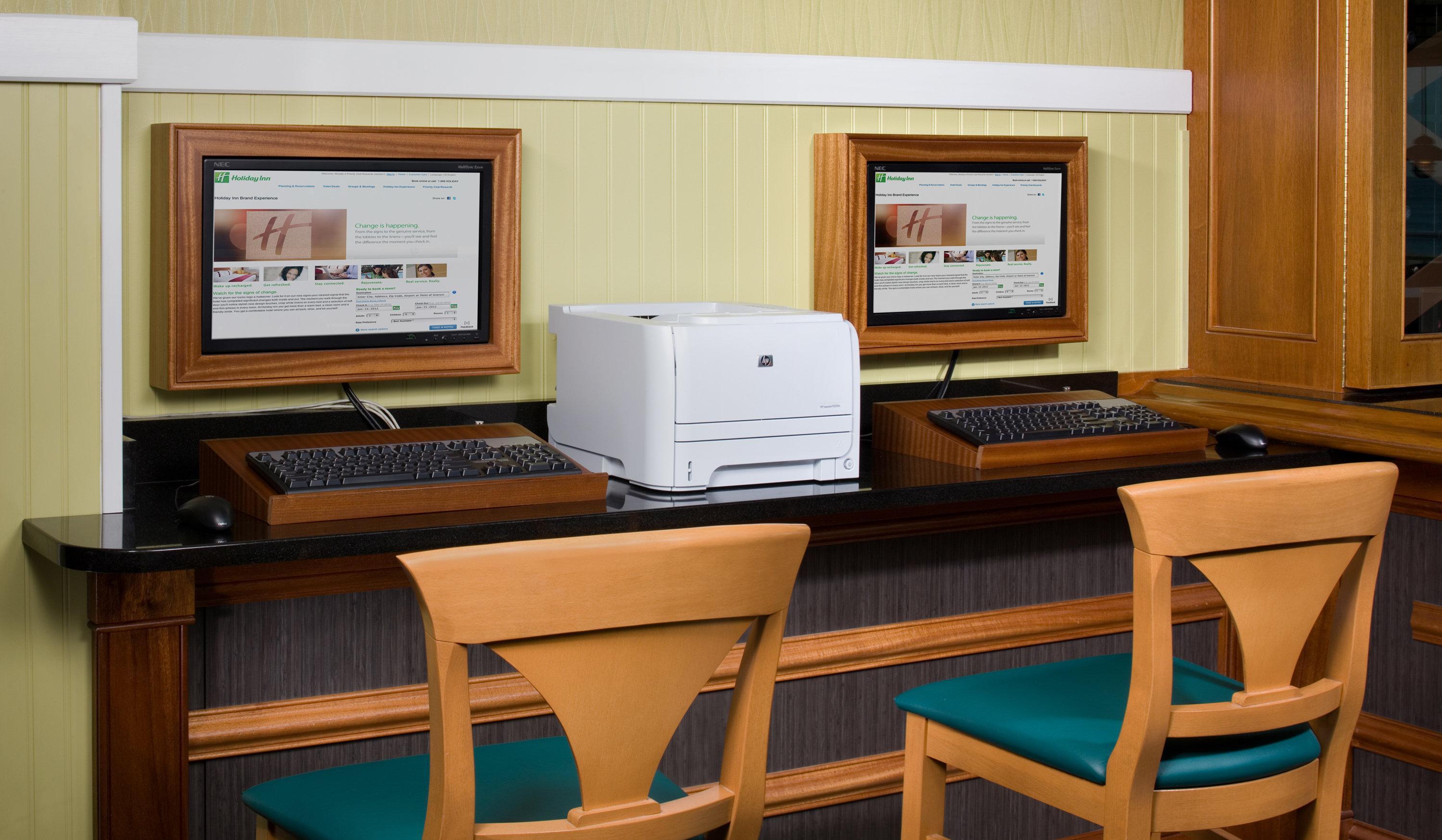 Holiday Inn Va Beach-Oceanside 21St St By Ihg Virginia Beach Exterior photo