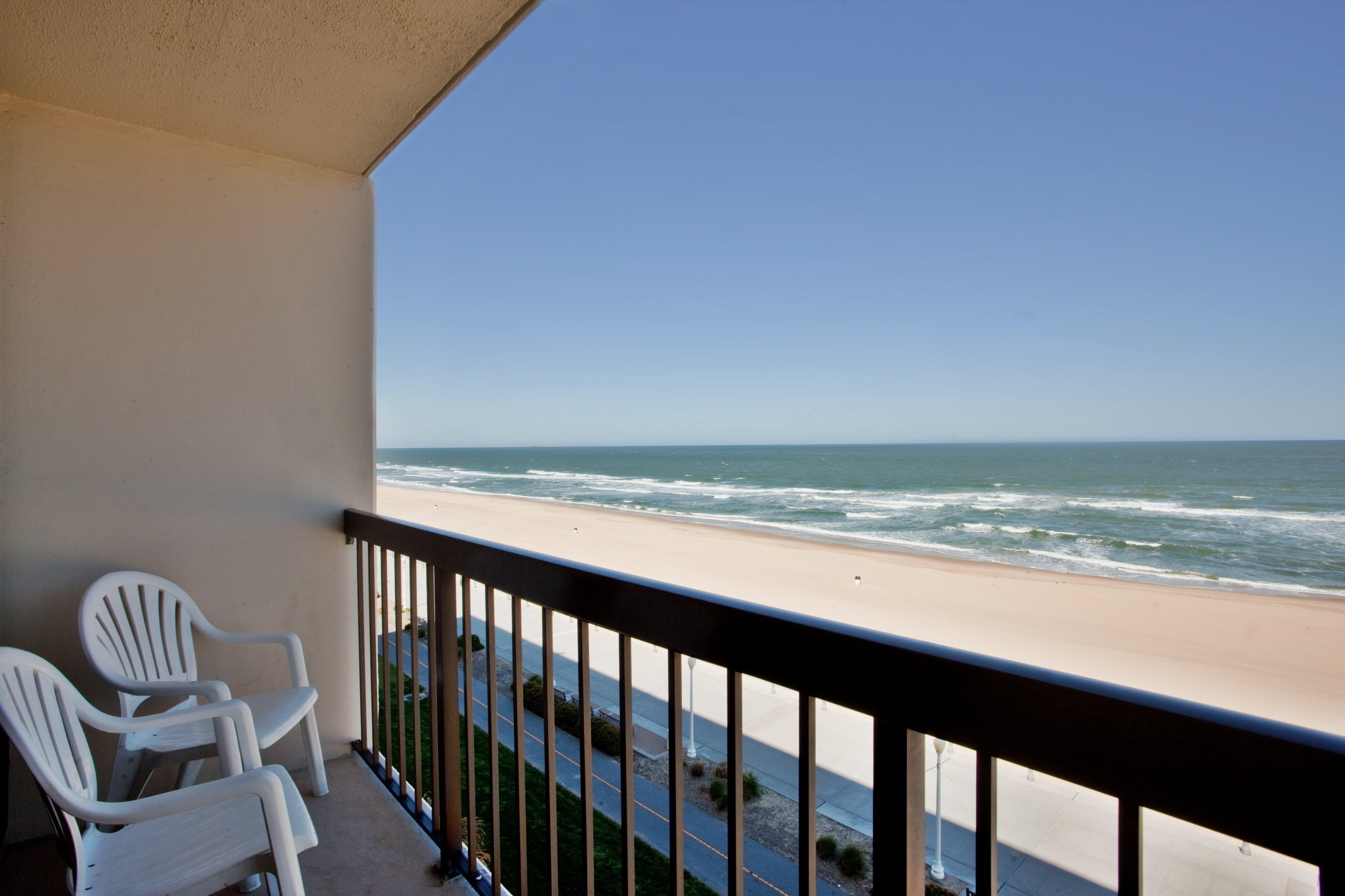 Holiday Inn Va Beach-Oceanside 21St St By Ihg Virginia Beach Exterior photo