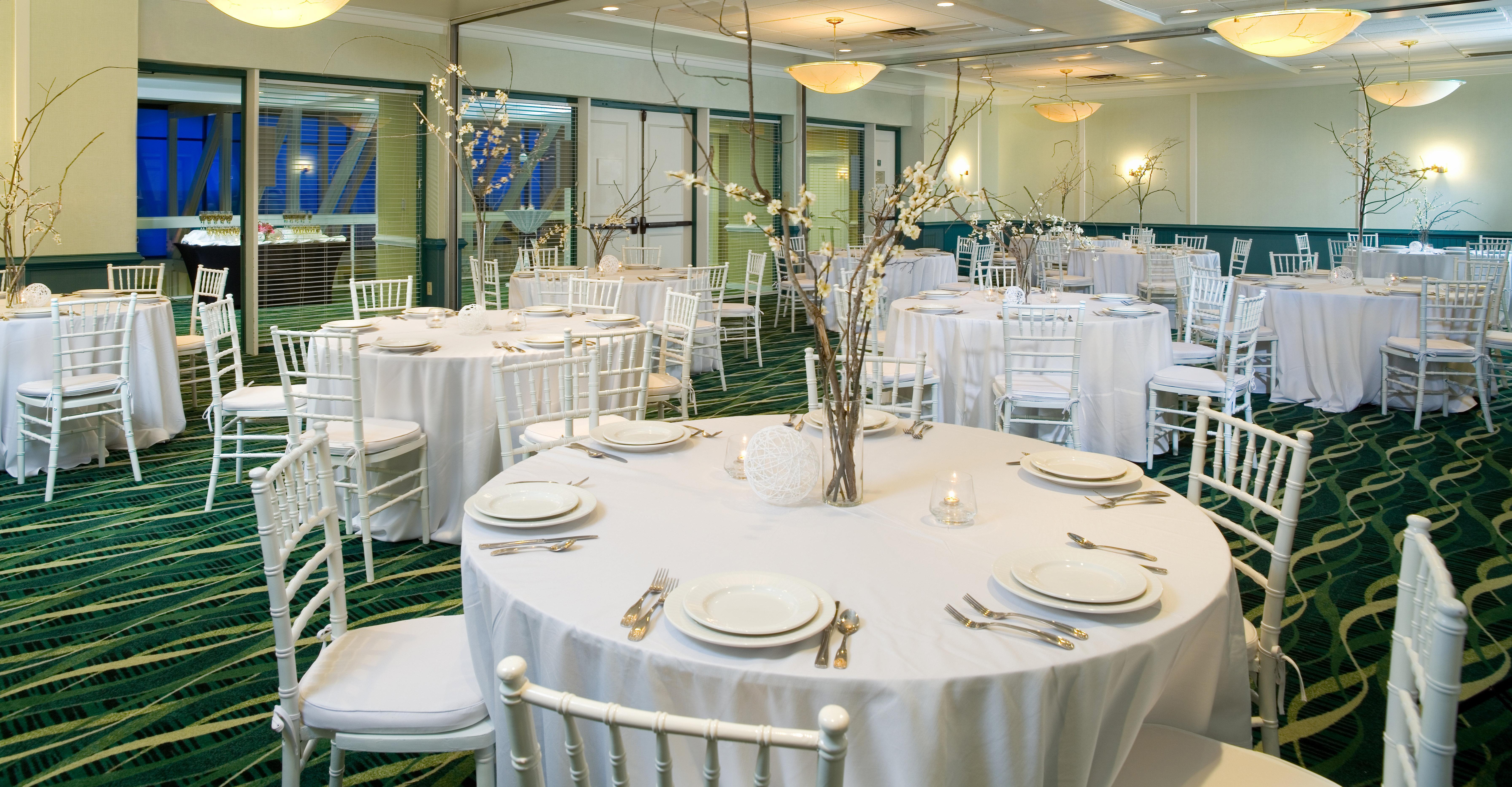 Holiday Inn Va Beach-Oceanside 21St St By Ihg Virginia Beach Exterior photo